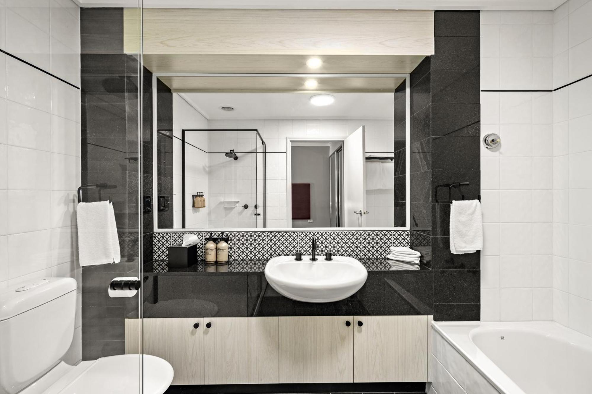 Melbourne City Suites Buitenkant foto